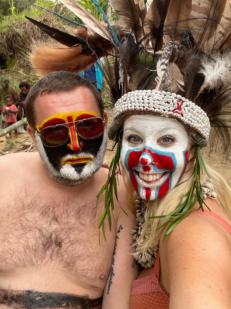 Journalist travel to papua new guinea